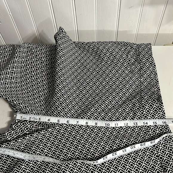 Worthington, size 2X Capris pants - Picture 8 of 9